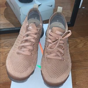 Nike Women Vapor Max 8 Rose Gold